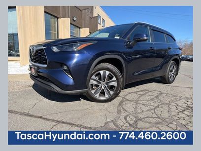 Used 2024 Toyota Highlander XLE