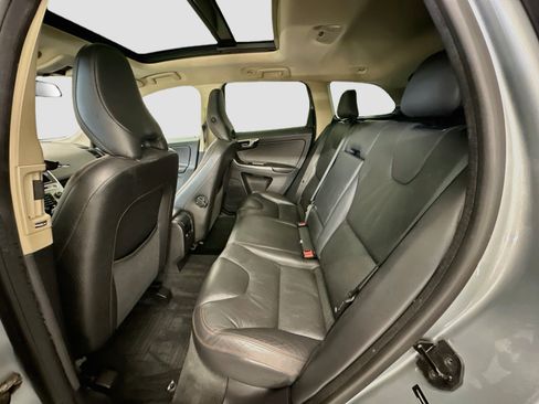 Used 2012 Volvo XC60 T6 AWD/4WD image 28