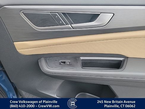 Certified 2025 Volkswagen Atlas Cross Sport SE image 43