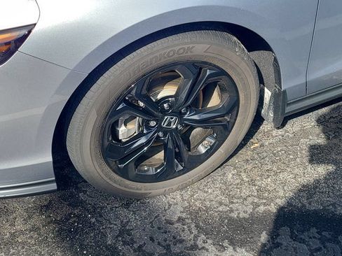 Used 2025 Honda Accord SE image 3