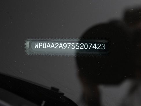 Certified 2025 Porsche 911 Carrera image 47