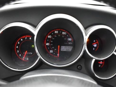 Used 2005 Toyota Matrix XR w/ Extra Value Pkg 2 image 26