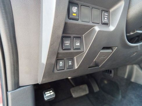 Used 2022 Nissan Frontier PRO-4X w/ Pro-4X Premium Package AWD/4WD image 20