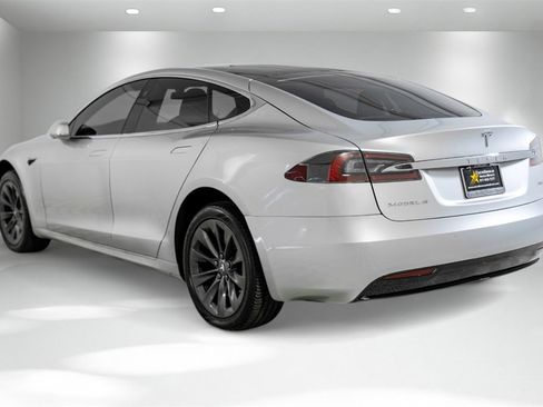 Used 2017 Tesla Model S 100D image 11