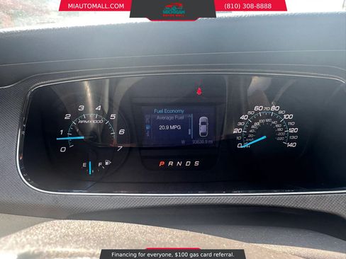 Used 2015 Ford Taurus SE FWD image 14