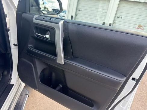 Used 2019 Toyota 4Runner Limited w/ Convenience Package AWD/4WD image 14