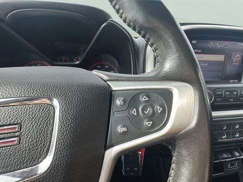 Used 2015 GMC Canyon SLT w/ Driver Alert Package image 34