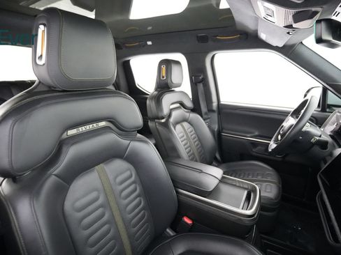 Used 2023 Rivian R1T Adventure AWD/4WD image 23
