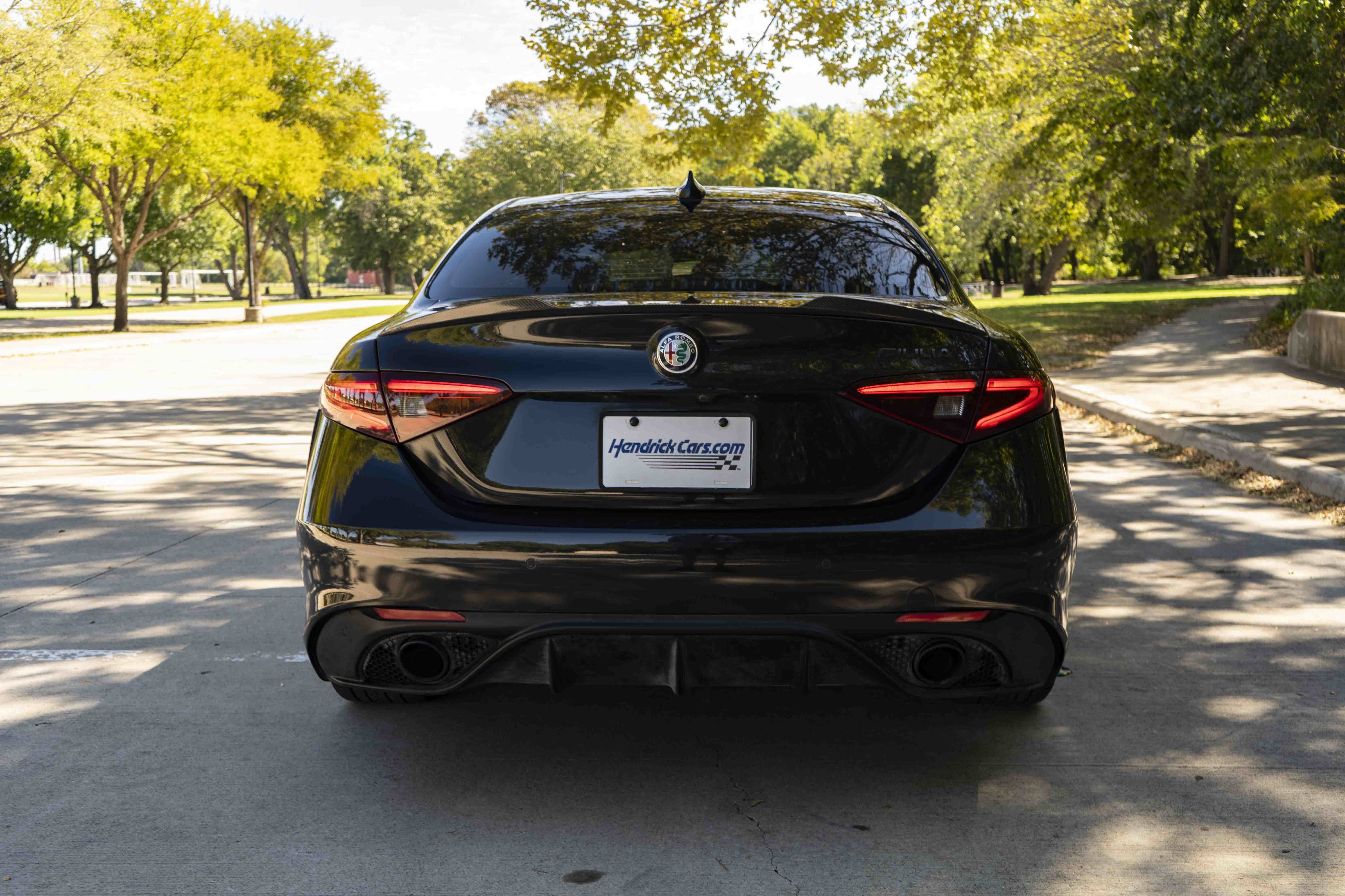 Used 2019 Alfa Romeo Giulia Ti Sport w/ Quick Order Package 22U Sport RWD image 8