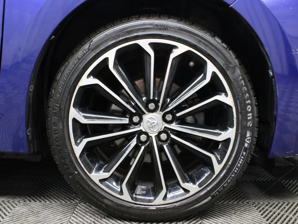 Used 2015 Toyota Corolla S FWD image 10