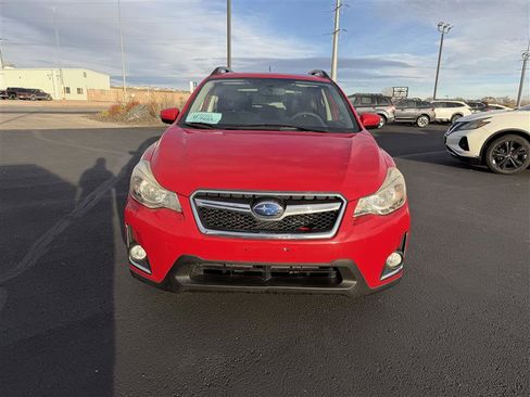 Used 2016 Subaru Crosstrek 2.0i Premium w/ Special Edition image 3