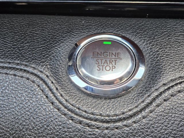 Used 2023 Lincoln Navigator Reserve AWD/4WD image 16