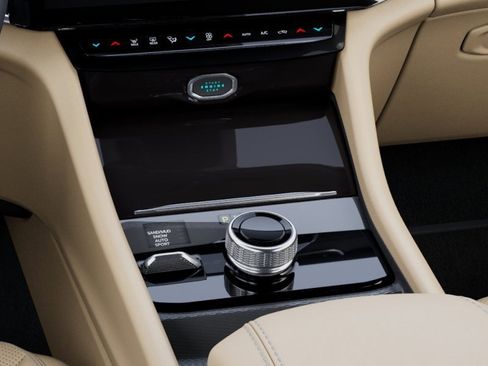 New 2026 Jeep Grand Cherokee Limited w/ Luxury Tech Group II image 24