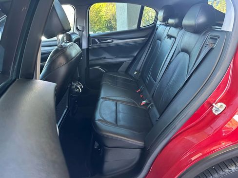 Used 2018 Alfa Romeo Stelvio Ti image 23