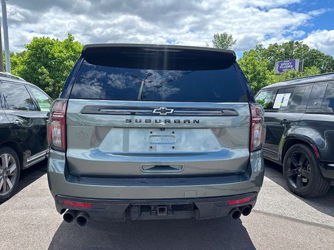 Used 2024 Chevrolet Suburban Z71 w/ Off-Road Capability Package AWD/4WD image 3