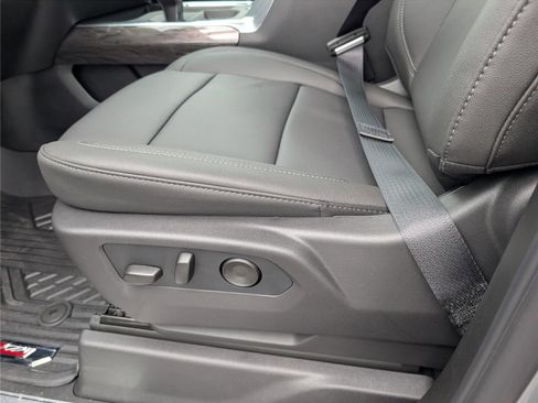 New 2026 Chevrolet Silverado 1500 LTZ w/ Technology Package AWD/4WD image 19