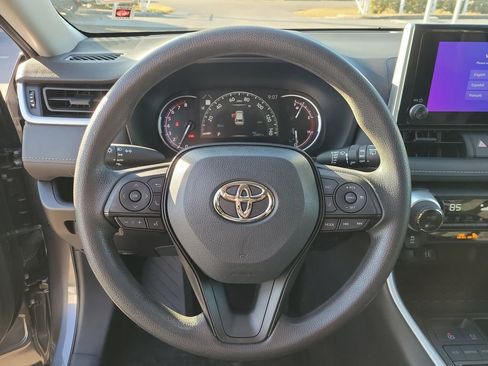 Used 2023 Toyota RAV4 XLE image 25