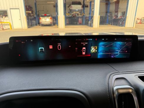 Used 2025 Ford Expedition Platinum AWD/4WD image 15