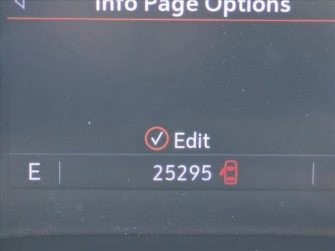 Used 2022 Buick Encore GX Select w/ Sport Touring Package FWD image 11
