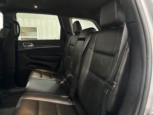 Used 2021 Jeep Grand Cherokee Limited image 27
