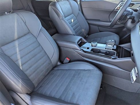 New 2025 Mitsubishi Outlander SE image 6