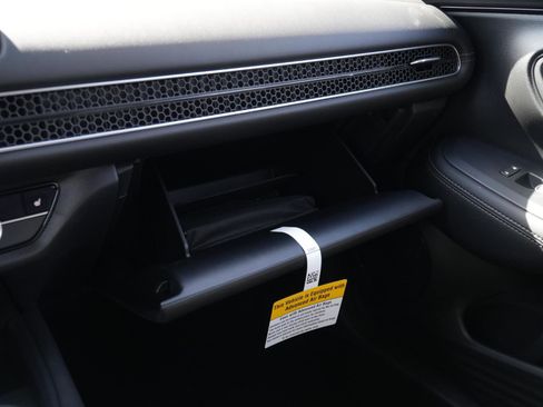 New 2026 Honda HR-V EX-L image 28