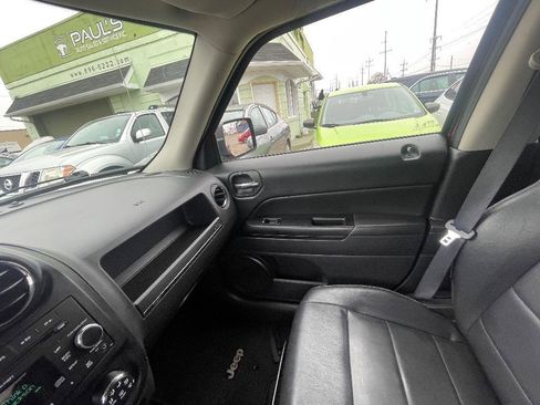 Used 2016 Jeep Patriot High Altitude image 17