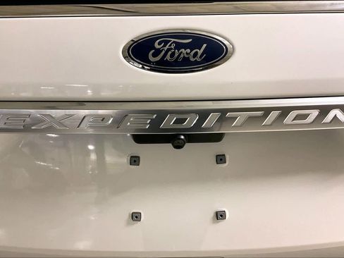 Used 2020 Ford Expedition Max Platinum image 31