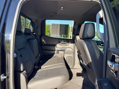 Used 2019 GMC Sierra 1500 SLT w/ SLT Premium Package AWD/4WD image 16