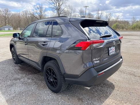 Used 2025 Toyota RAV4 XLE image 5