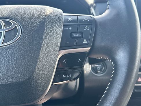 Used 2025 Toyota Camry SE w/ Convenience Package AWD/4WD image 19