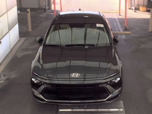 Used 2025 Hyundai Sonata SEL FWD image 2