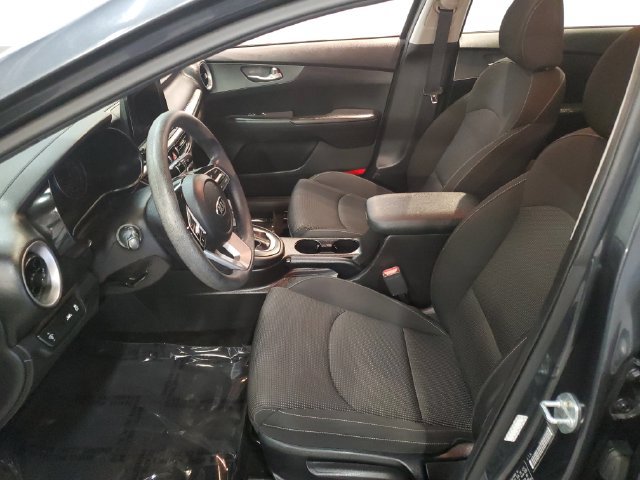 Used 2020 Kia Forte LXS FWD image 9
