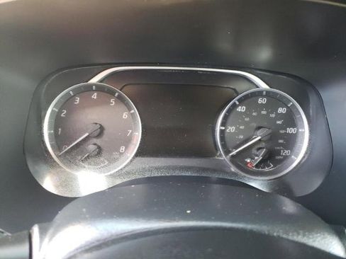 Used 2022 Nissan Frontier SV image 10