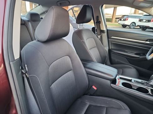 Used 2023 Nissan Altima 2.5 SV image 12