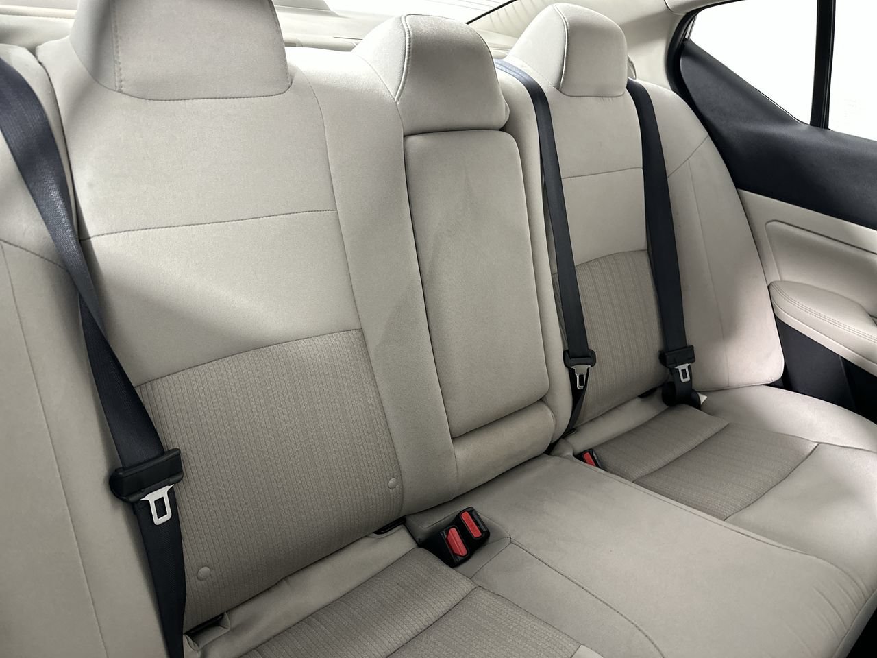 Used 2025 Nissan Altima 2.5 SV FWD image 22