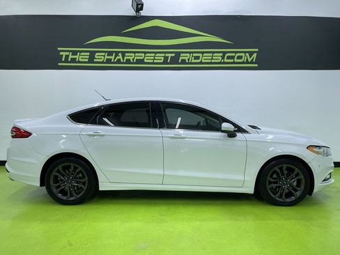 Used 2018 Ford Fusion SE w/ Equipment Group 201A image 11
