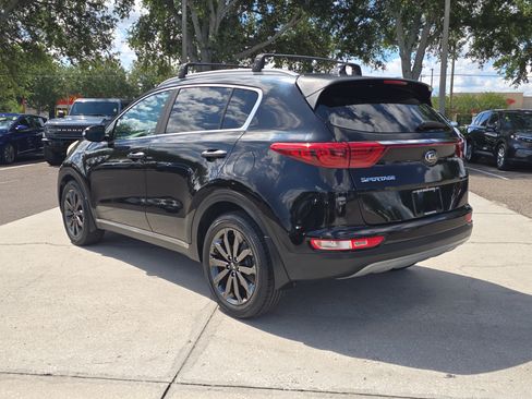 Certified 2018 Kia Sportage EX w/ EX Sport Appearance Package FWD image 6