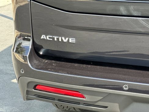 New 2025 Ford Expedition Active image 28