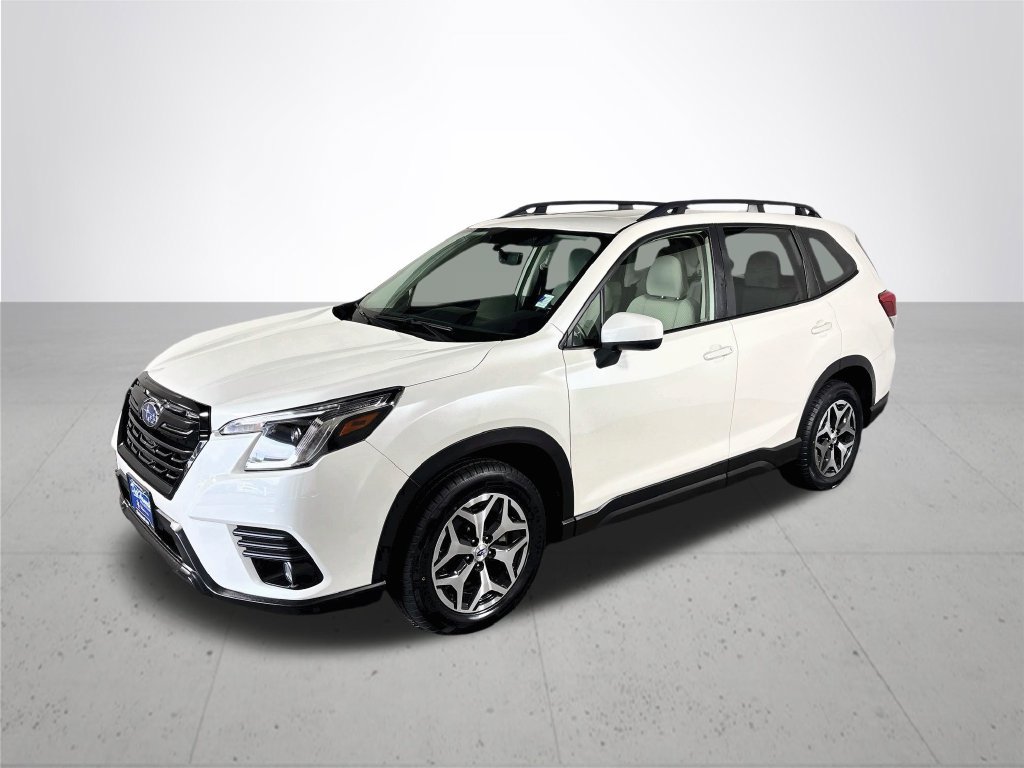 Certified 2023 Subaru Forester Premium AWD/4WD image 2
