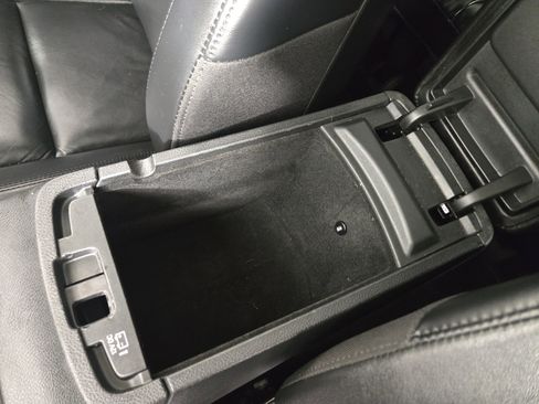 Used 2021 Jeep Grand Cherokee Limited image 33