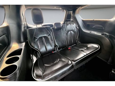 Certified 2025 Chrysler Pacifica Limited FWD image 45