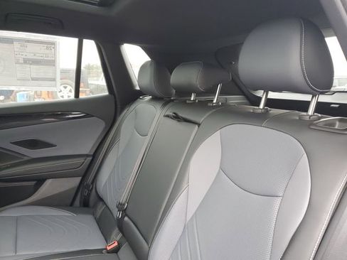 New 2026 Volkswagen Tiguan SE R-Line image 27