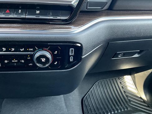 Used 2023 Chevrolet Silverado 1500 RST image 27