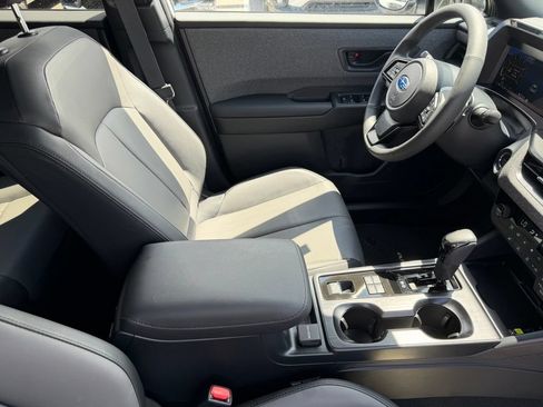 Used 2026 Subaru Outback Premium AWD/4WD image 13