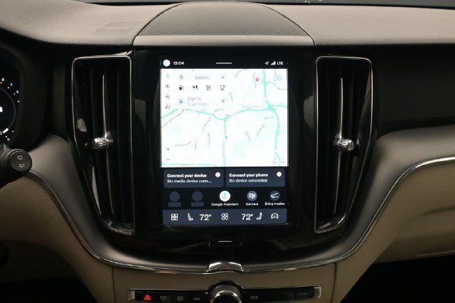 Used 2024 Volvo XC60 B5 Core w/ Protection Package Premier AWD/4WD image 14