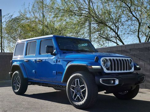 New 2026 Jeep Wrangler Unlimited Sahara w/ Whitecap Package AWD/4WD image 3