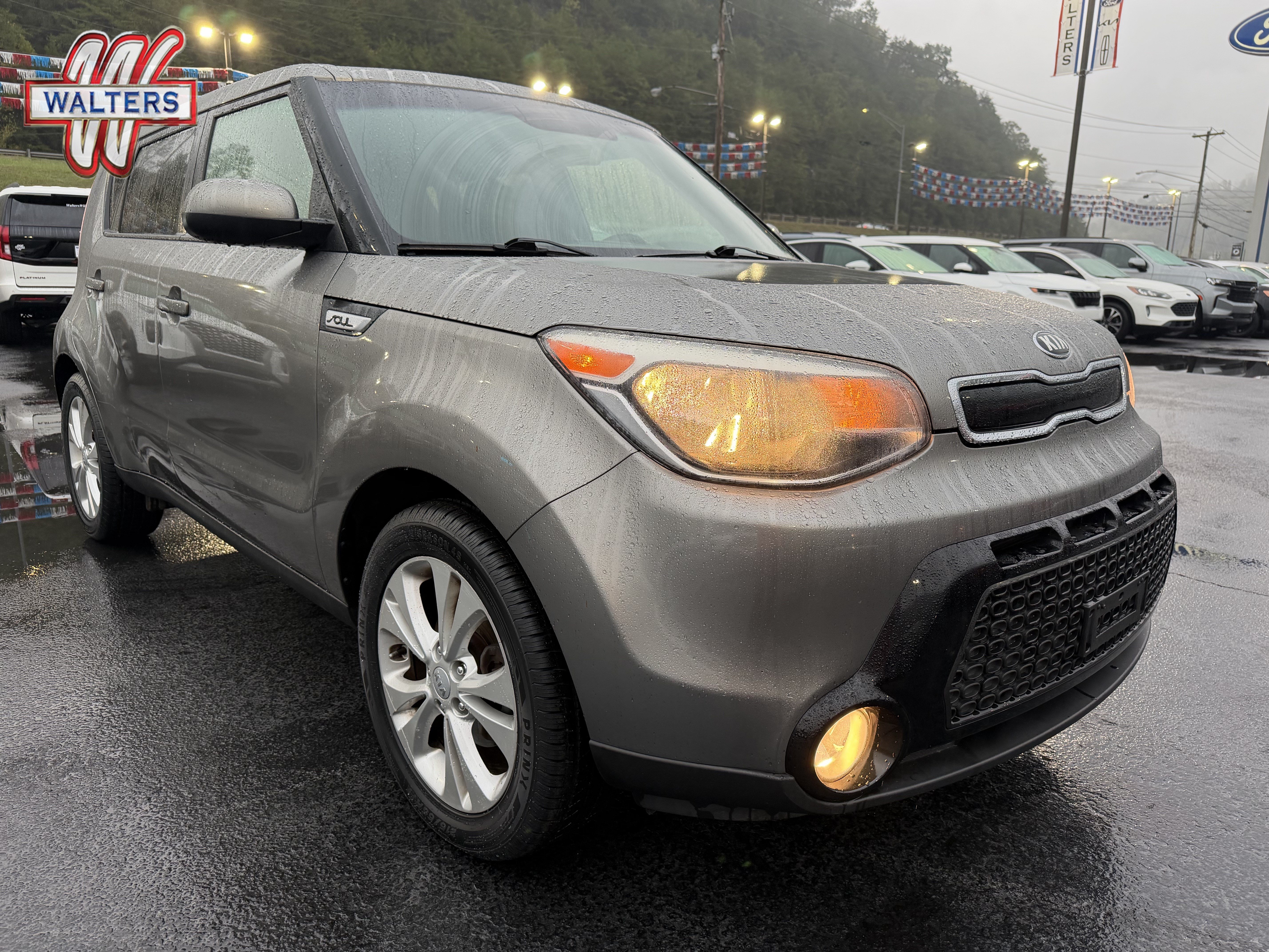 Used 2016 Kia Soul + FWD image 1