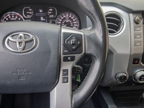 Used 2018 Toyota Tundra Platinum image 40