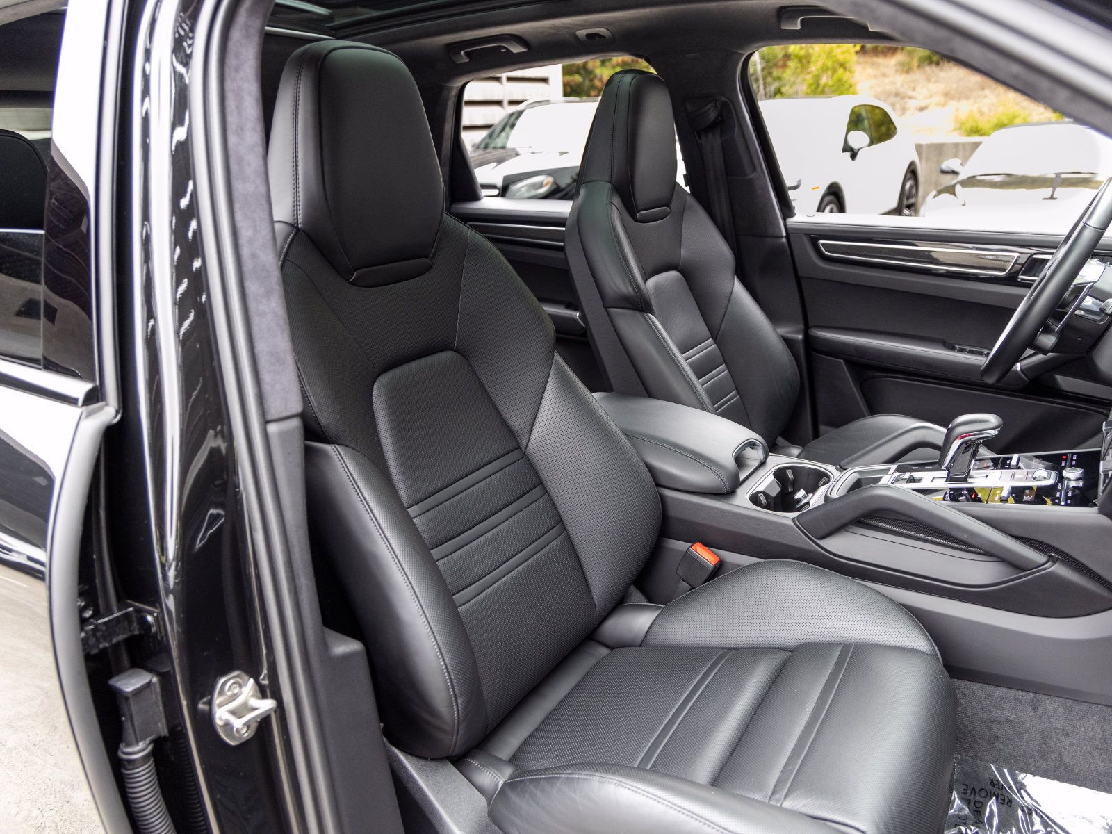 Certified 2023 Porsche Cayenne GTS AWD/4WD image 71